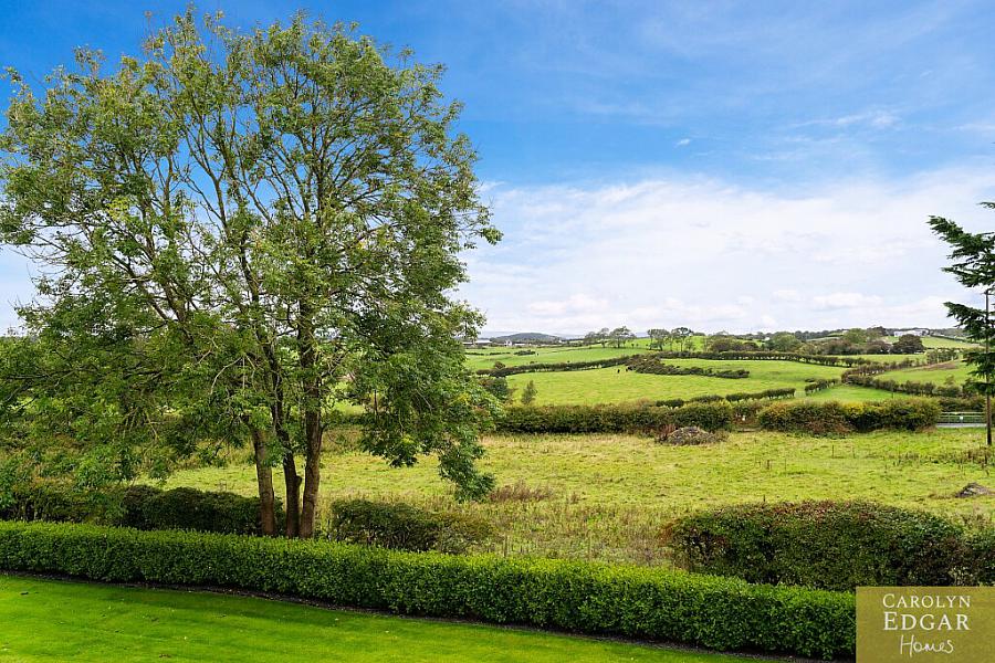 Ballynester Lodge, 2 Cottage Hill