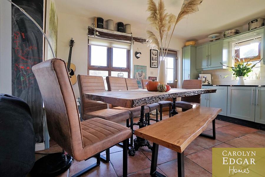 Winter Fell 71B Main Road