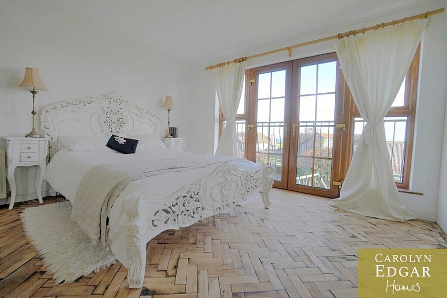 Winter Fell 71B Main Road