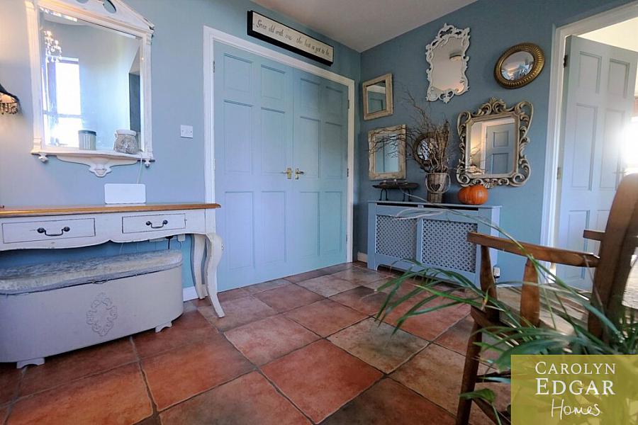 Winter Fell 71B Main Road