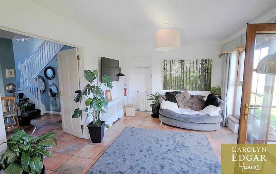 Winter Fell 71B Main Road