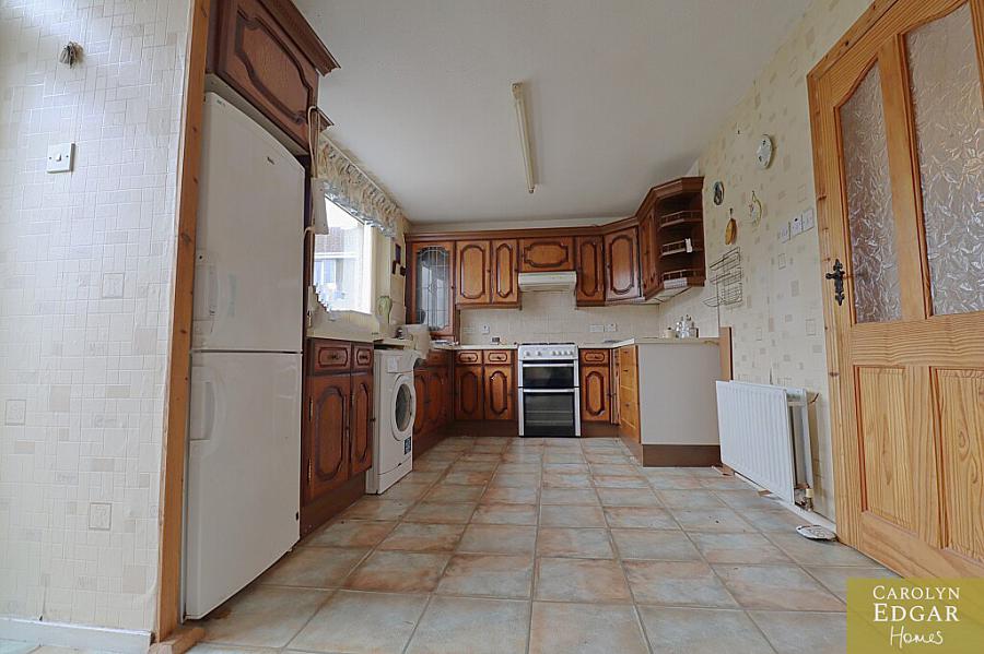 166 Bloomfield Road South