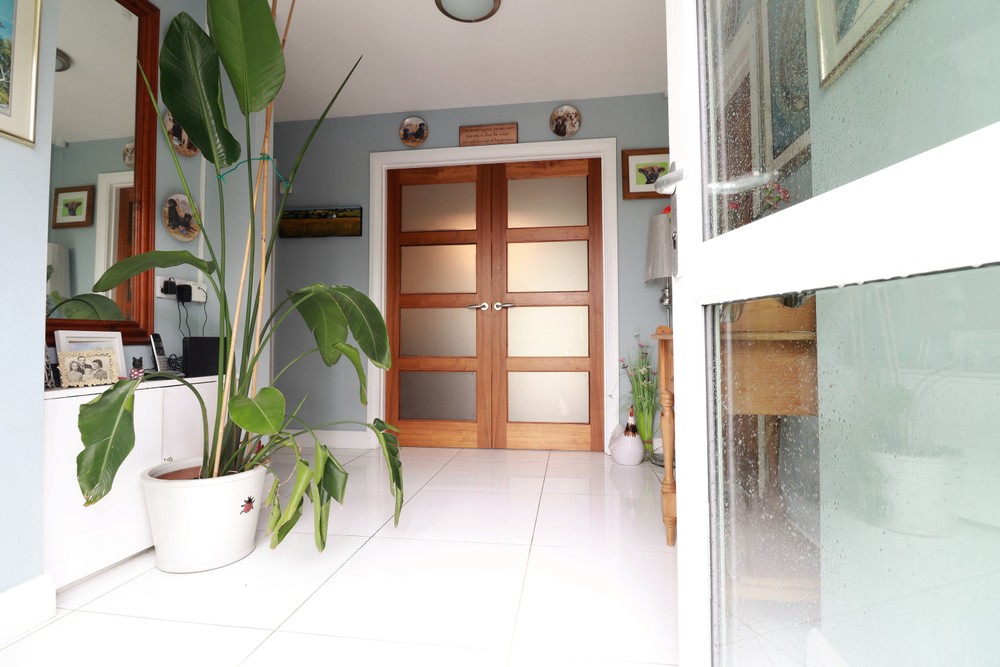 6 Cranley Road 6 Cranley Road