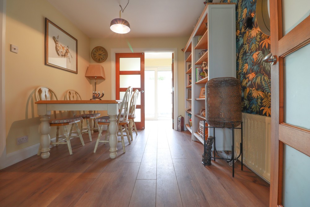6 Cranley Road 6 Cranley Road