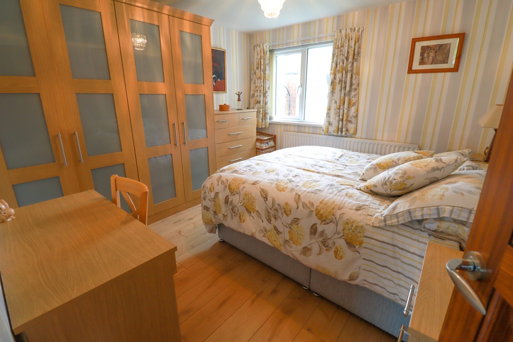 6 Cranley Road 6 Cranley Road
