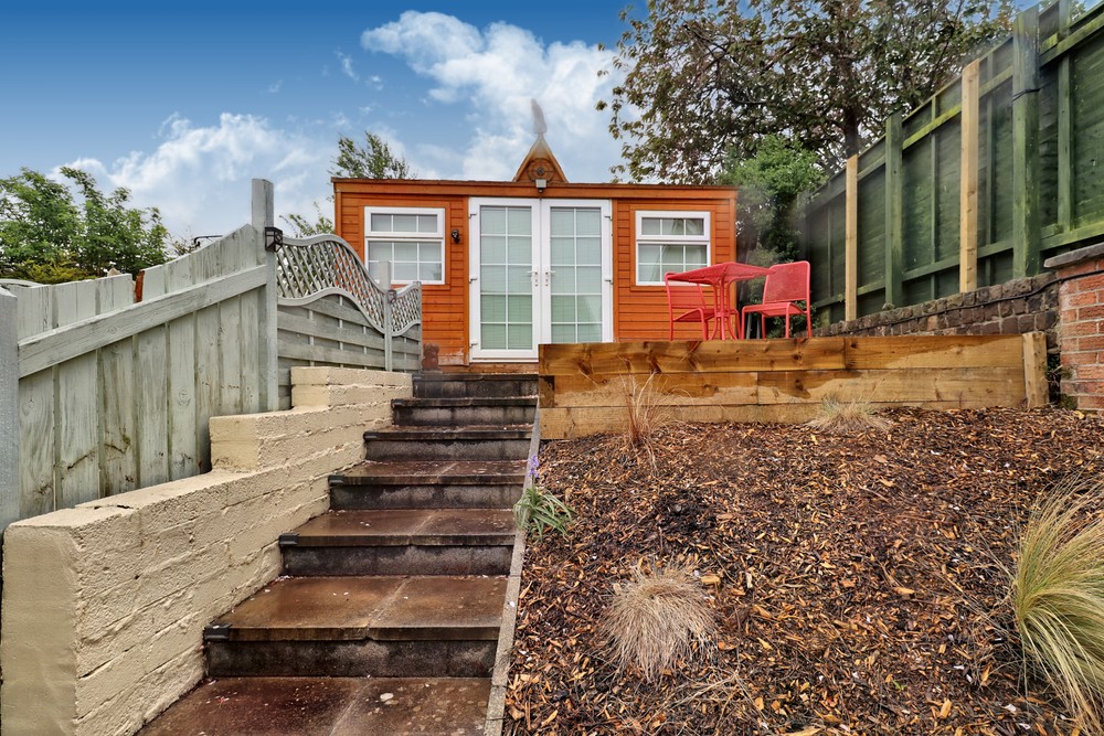6 Cranley Road 6 Cranley Road