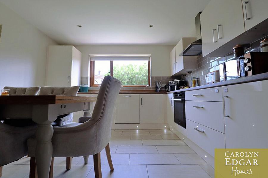 9 Castle Meadow Drive