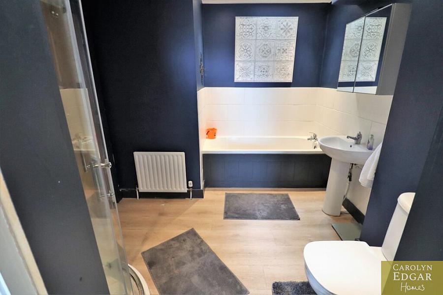 31 Castle Meadow Road