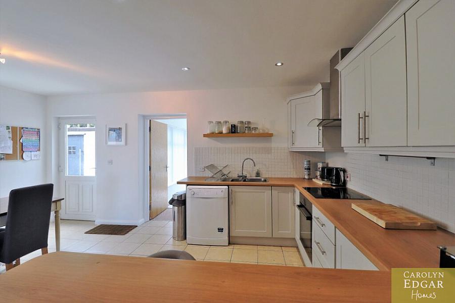 31 Castle Meadow Road