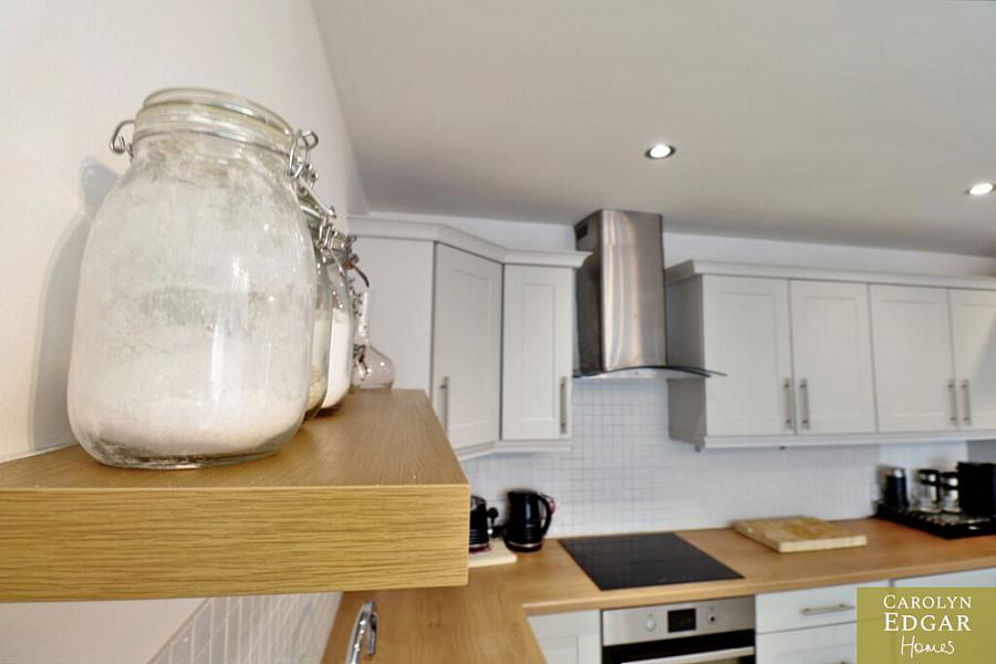 31 Castle Meadow Road