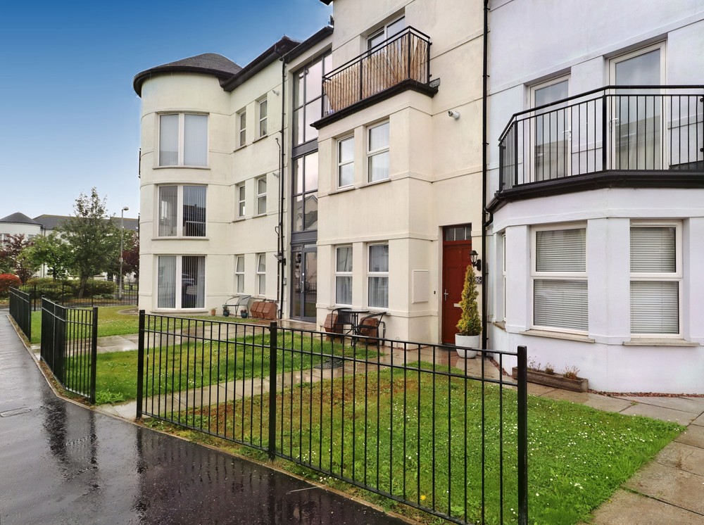 86 Linen Crescent 86 Linen Crescent