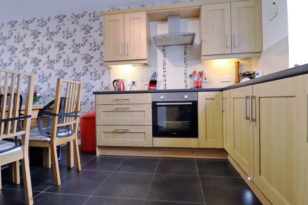 86 Linen Crescent 86 Linen Crescent