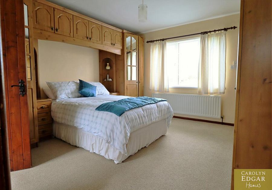 61 Ballyeasborough Road