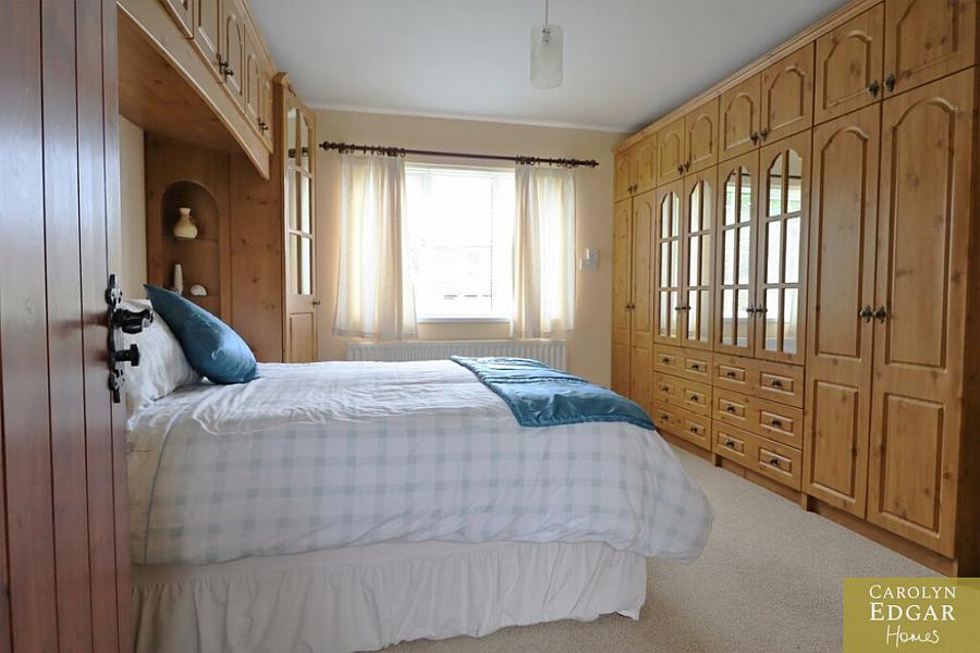 61 Ballyeasborough Road