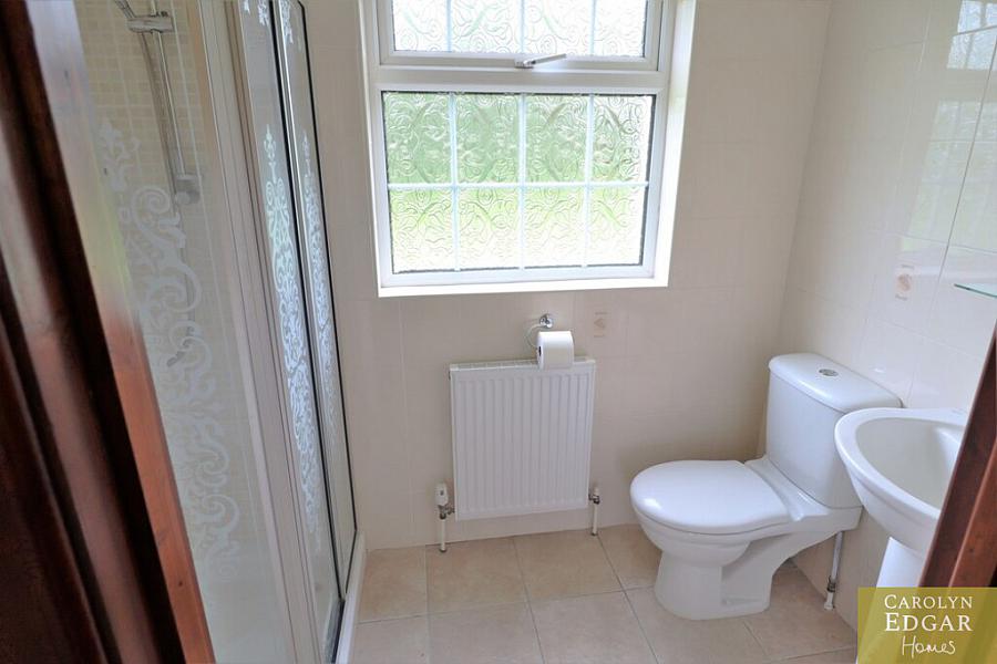 61 Ballyeasborough Road