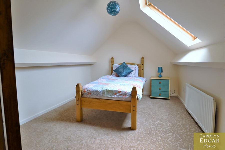 61 Ballyeasborough Road