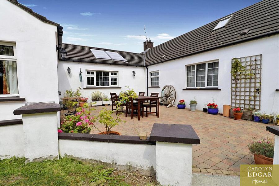 61 Ballyeasborough Road