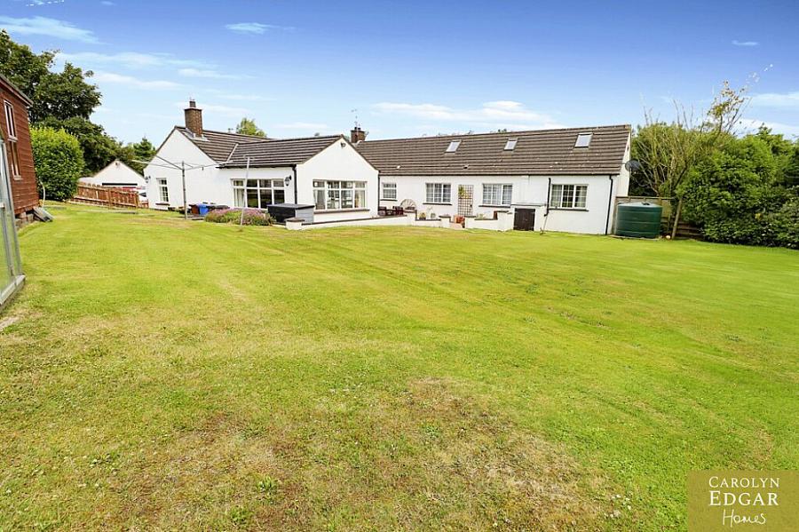 61 Ballyeasborough Road