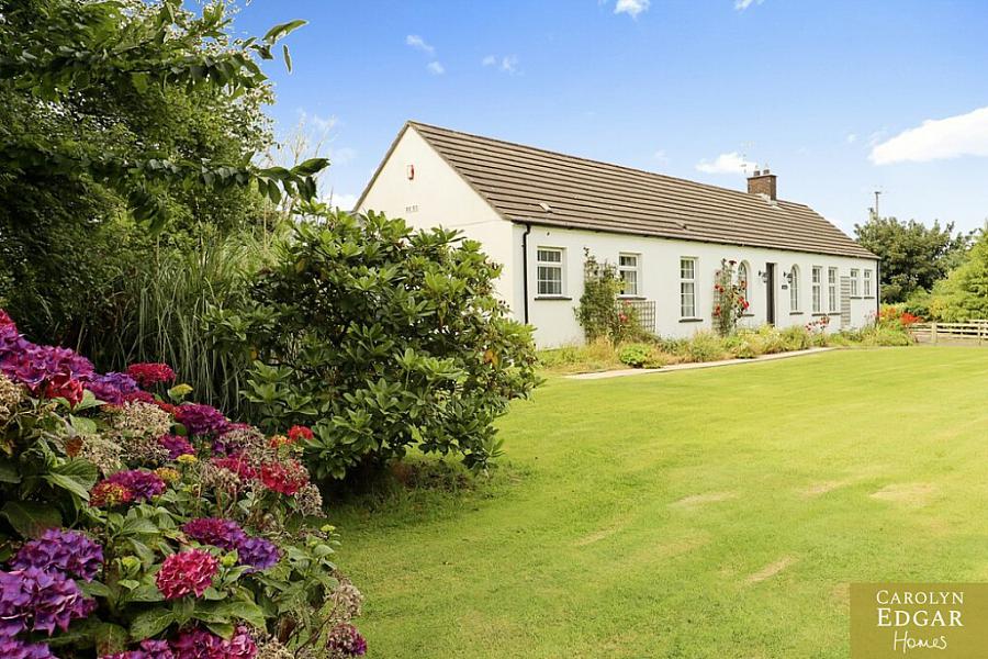 61 Ballyeasborough Road