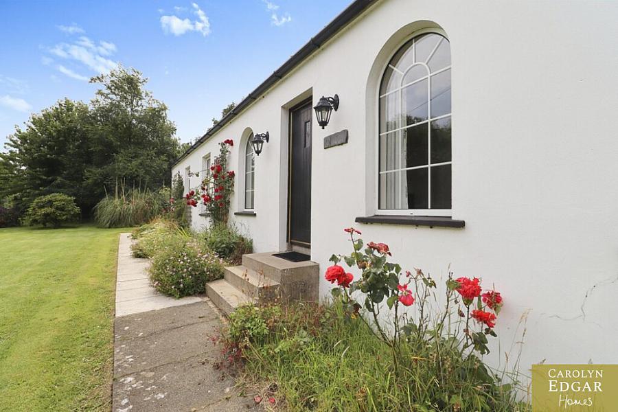 61 Ballyeasborough Road