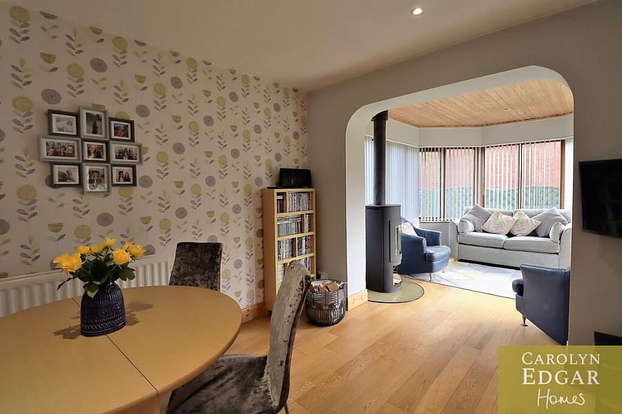 36 Lord Warden's Manor