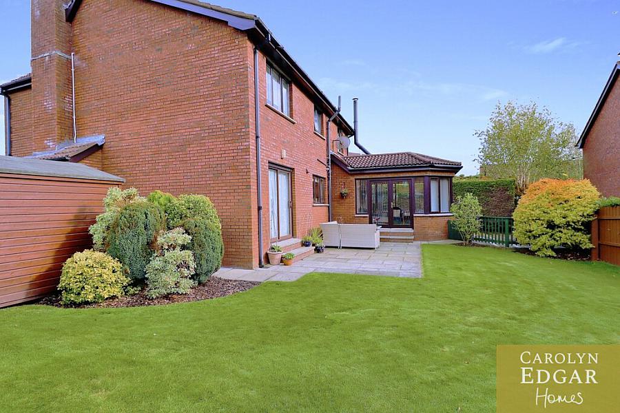 36 Lord Warden's Manor