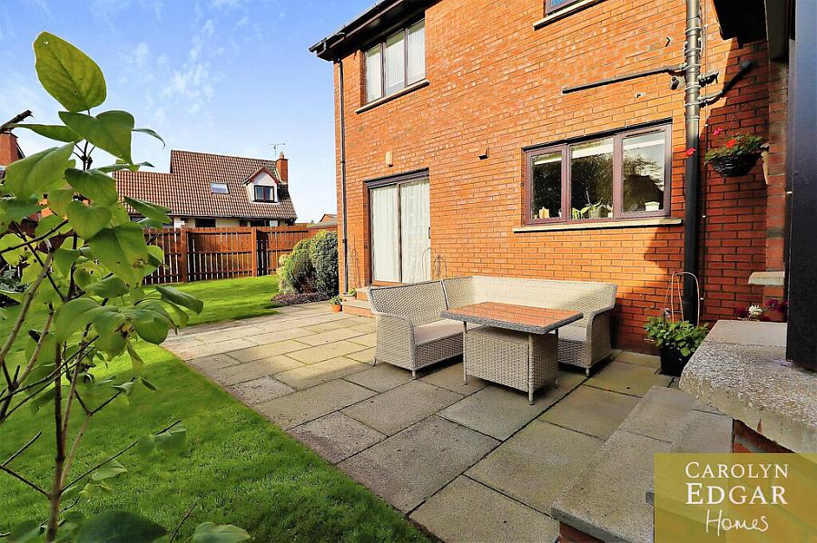 36 Lord Warden's Manor