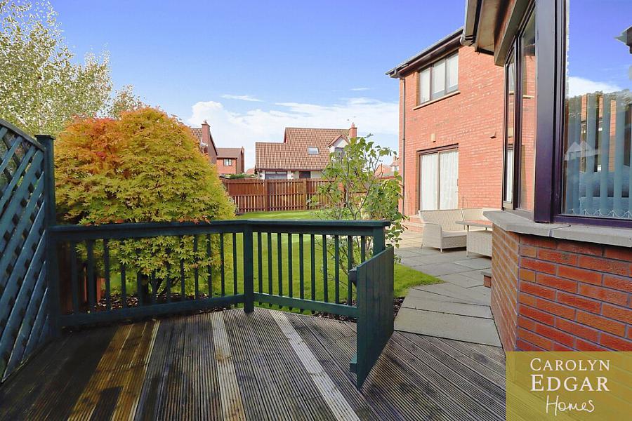 36 Lord Warden's Manor