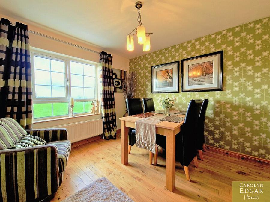 10 Ellisfield Mews