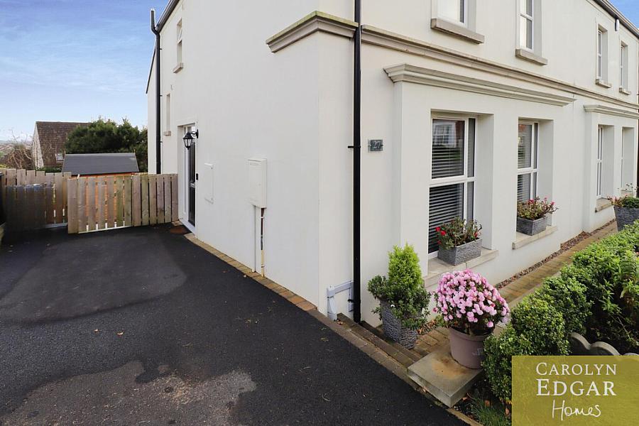 27 Prince Regent Park