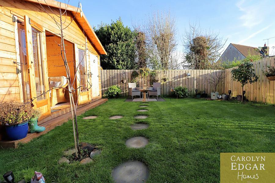 27 Prince Regent Park