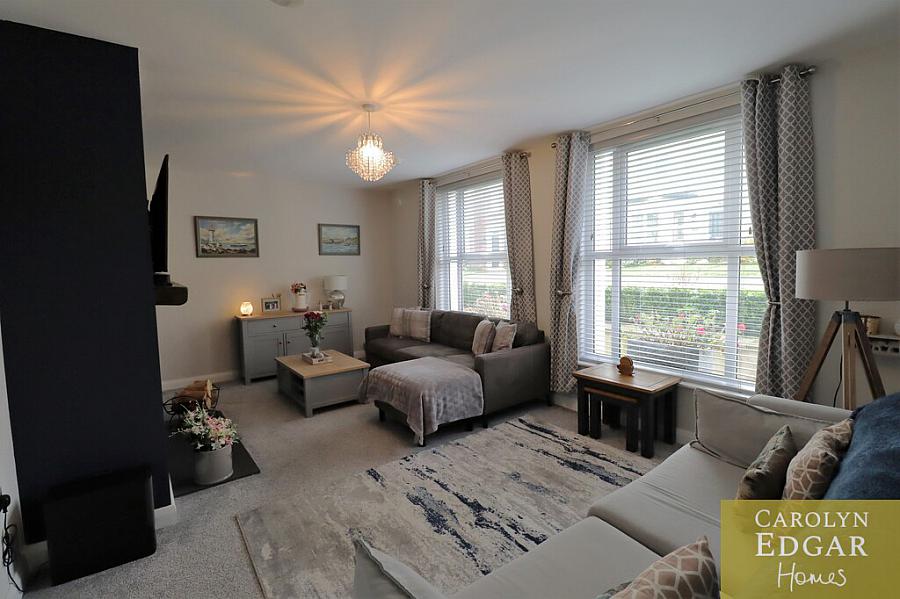 27 Prince Regent Park