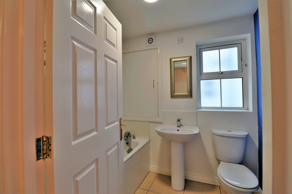 14 Rhanbuoy Gardens 14 Rhanbuoy Gardens