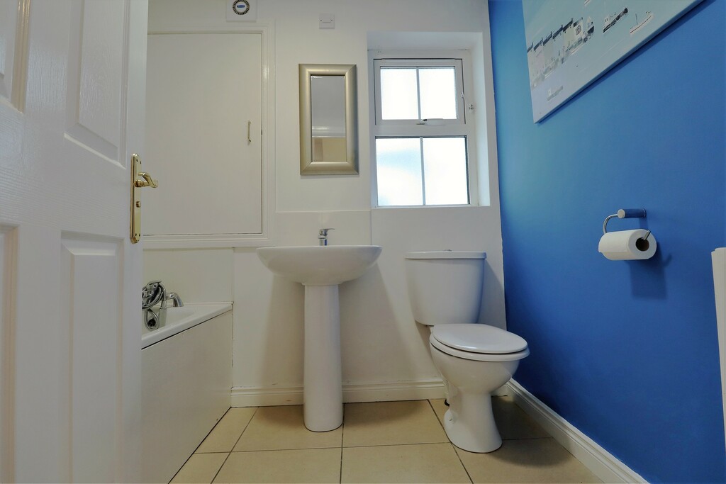 14 Rhanbuoy Gardens 14 Rhanbuoy Gardens