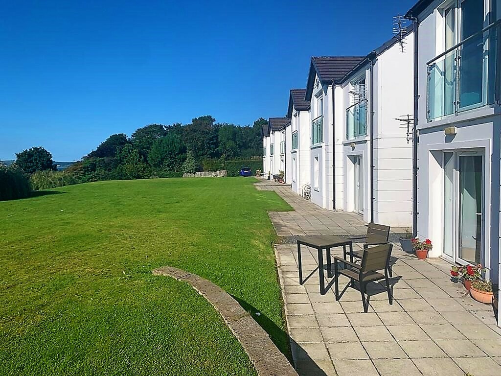 14 Rhanbuoy Gardens 14 Rhanbuoy Gardens