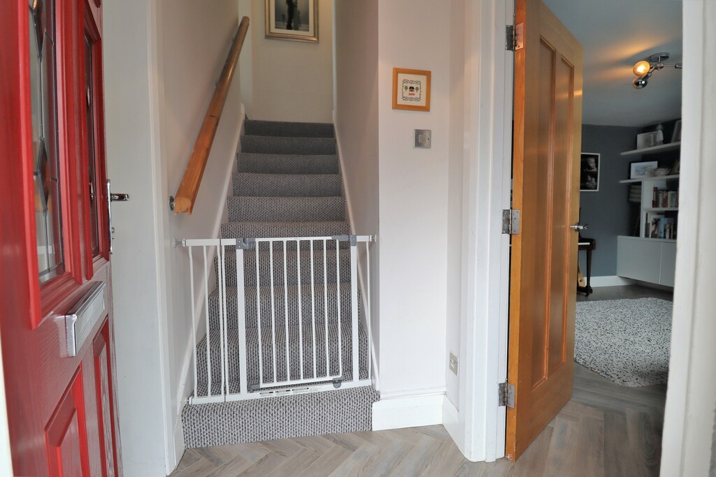 15 Marian Way 15 Marian Way