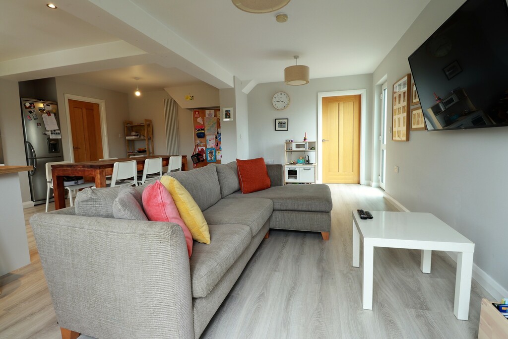 15 Marian Way 15 Marian Way