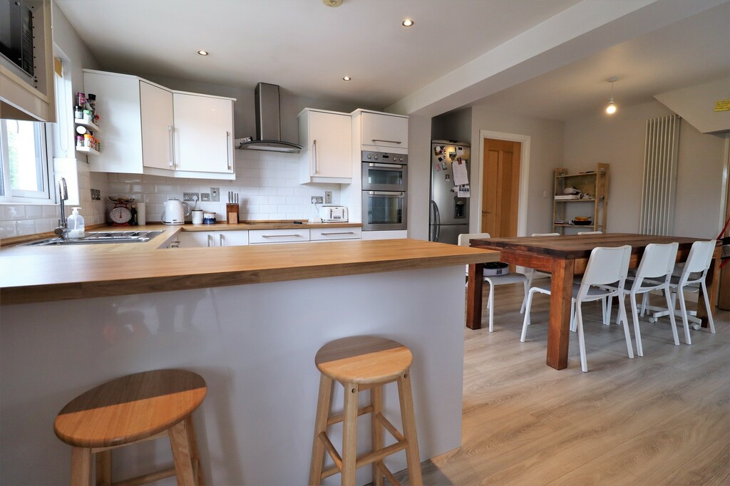 15 Marian Way 15 Marian Way