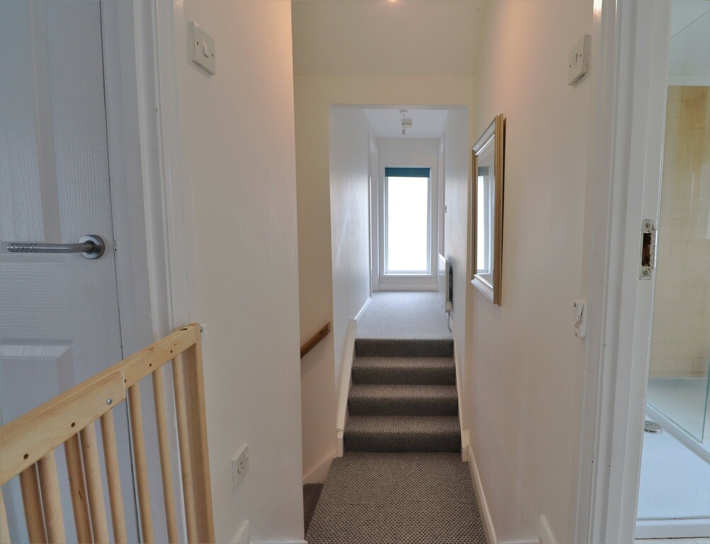 15 Marian Way 15 Marian Way