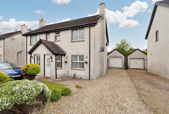 47 Cairndore Park 47 Cairndore Park