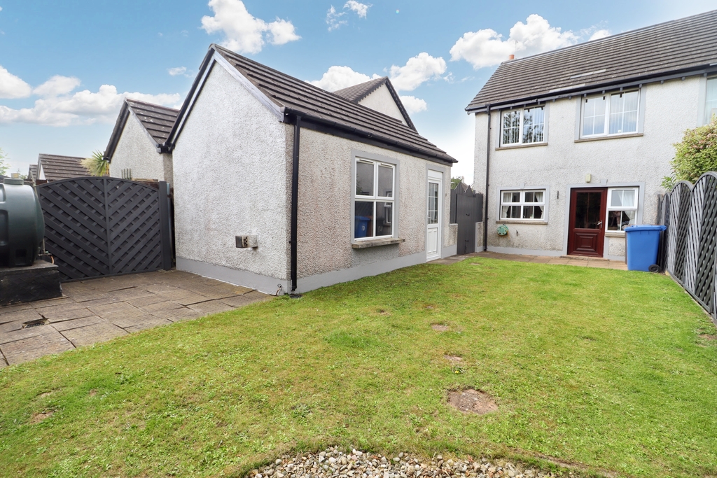 47 Cairndore Park 47 Cairndore Park