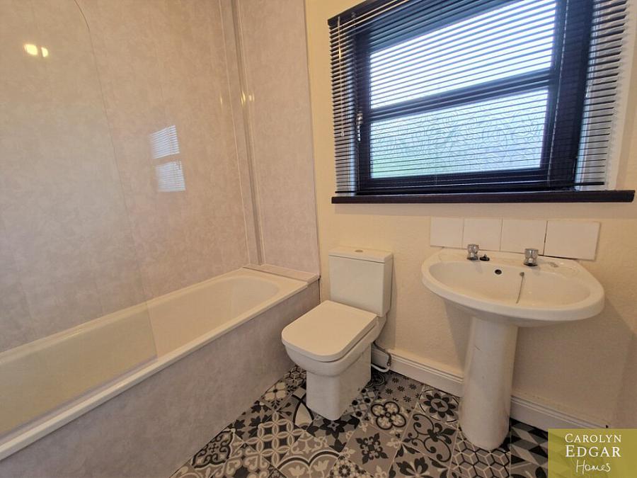 128 Ulsterville Avenue