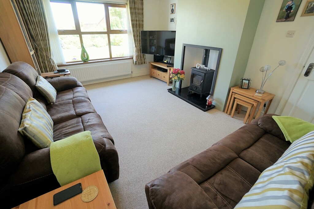 10 Lord Warden's Crescent 10 Lord Warden's Crescent