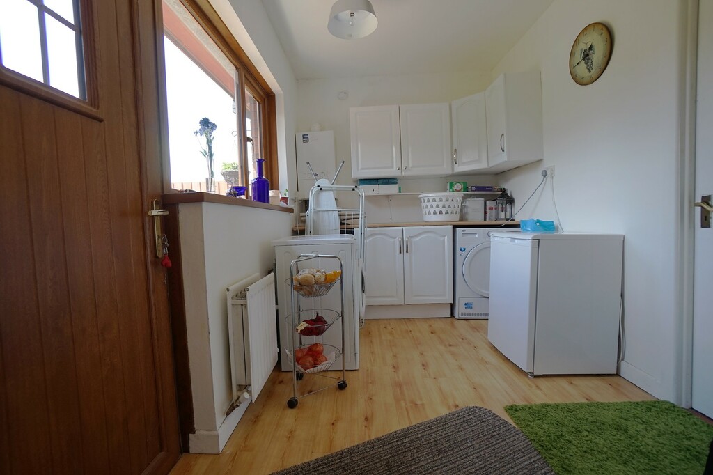 10 Lord Warden's Crescent 10 Lord Warden's Crescent