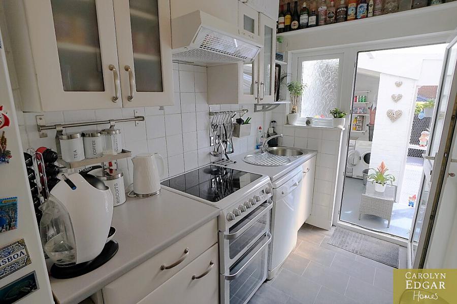 73 Willowfield Parade