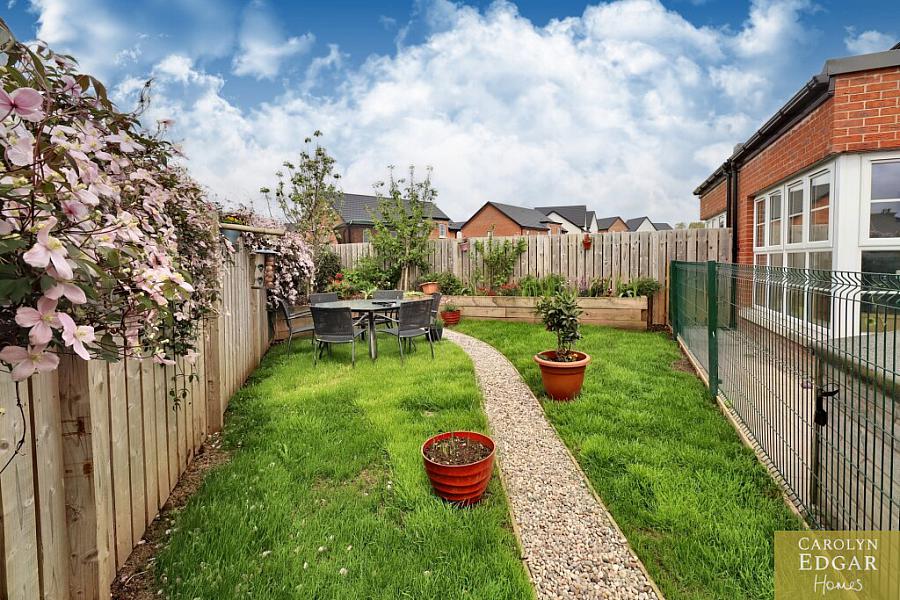31 Millmount Village Green