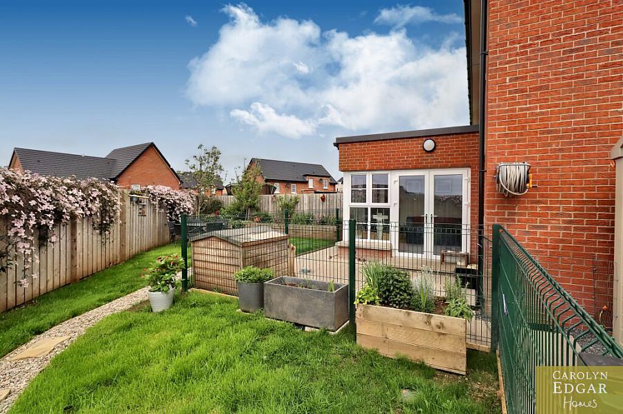 31 Millmount Village Green