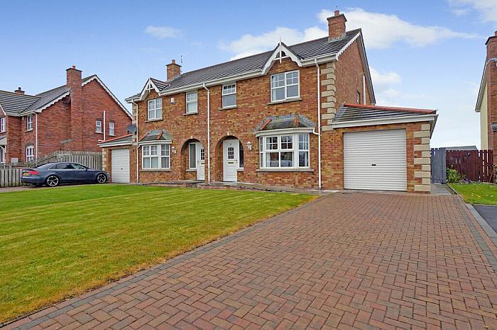 11 St. Andrews Avenue 11 St. Andrews Avenue