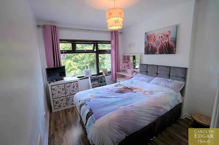 30 Glencregagh Park