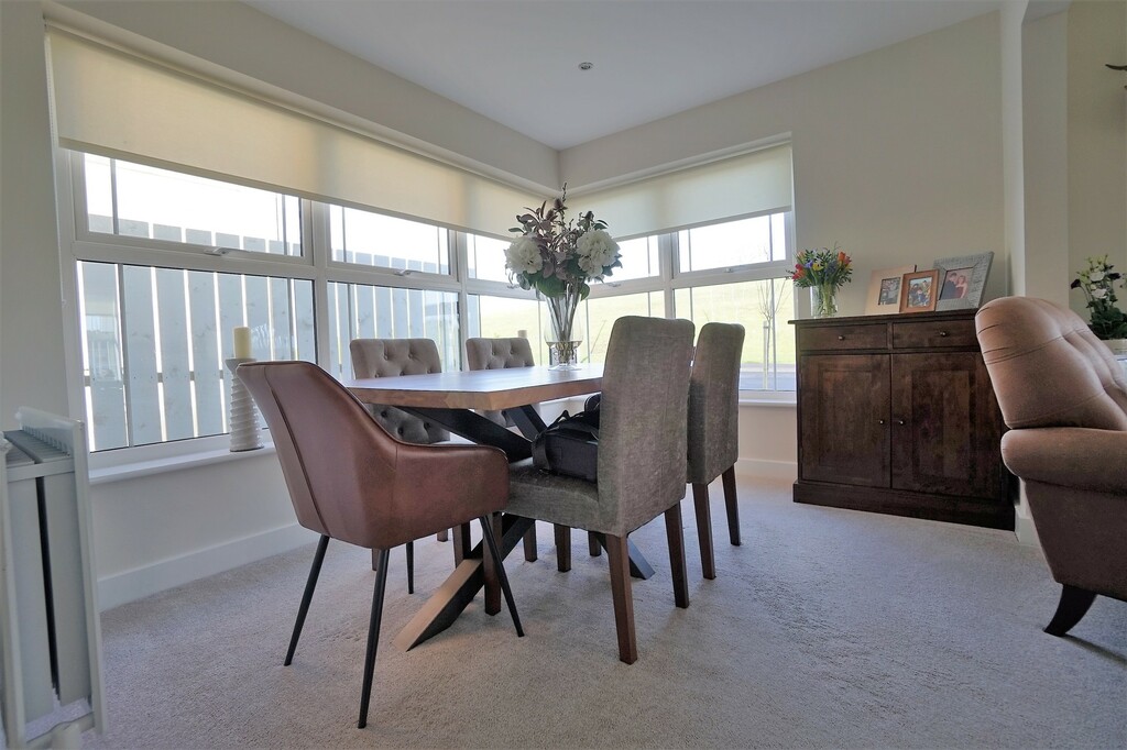 28 Rocklyn Walk 28 Rocklyn Walk